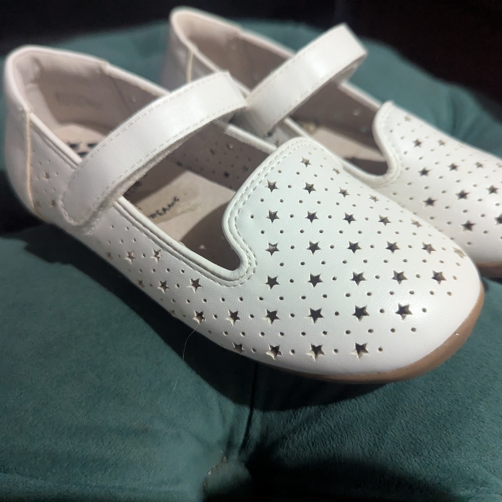 Livie & Luca White Moccasin Shoes with Perforated Design